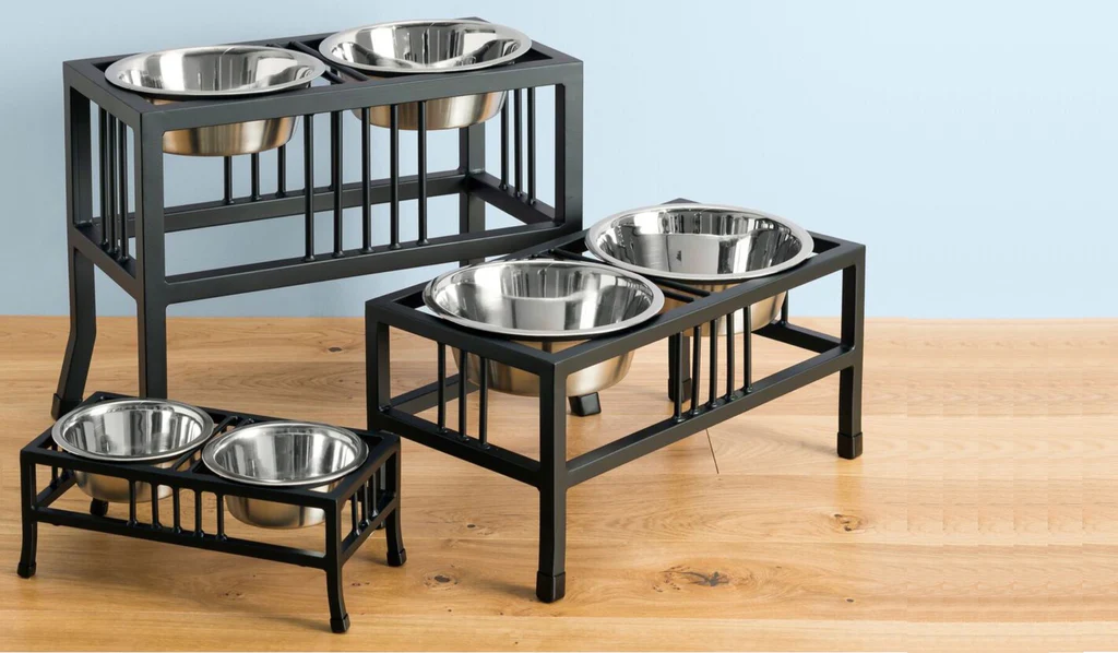 Why a Wrought Iron Dog Bowl Stand Is a Smart Everyday Addition to Your Dog’s Routine